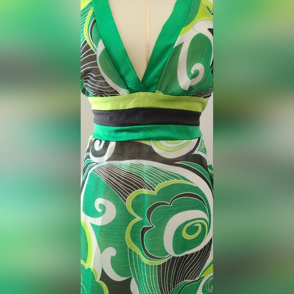 Halter Evening Green Long Dress, Size Large (L) - Picture 4 of 4